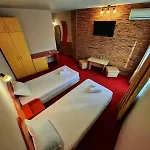 Hotel Korona 3*